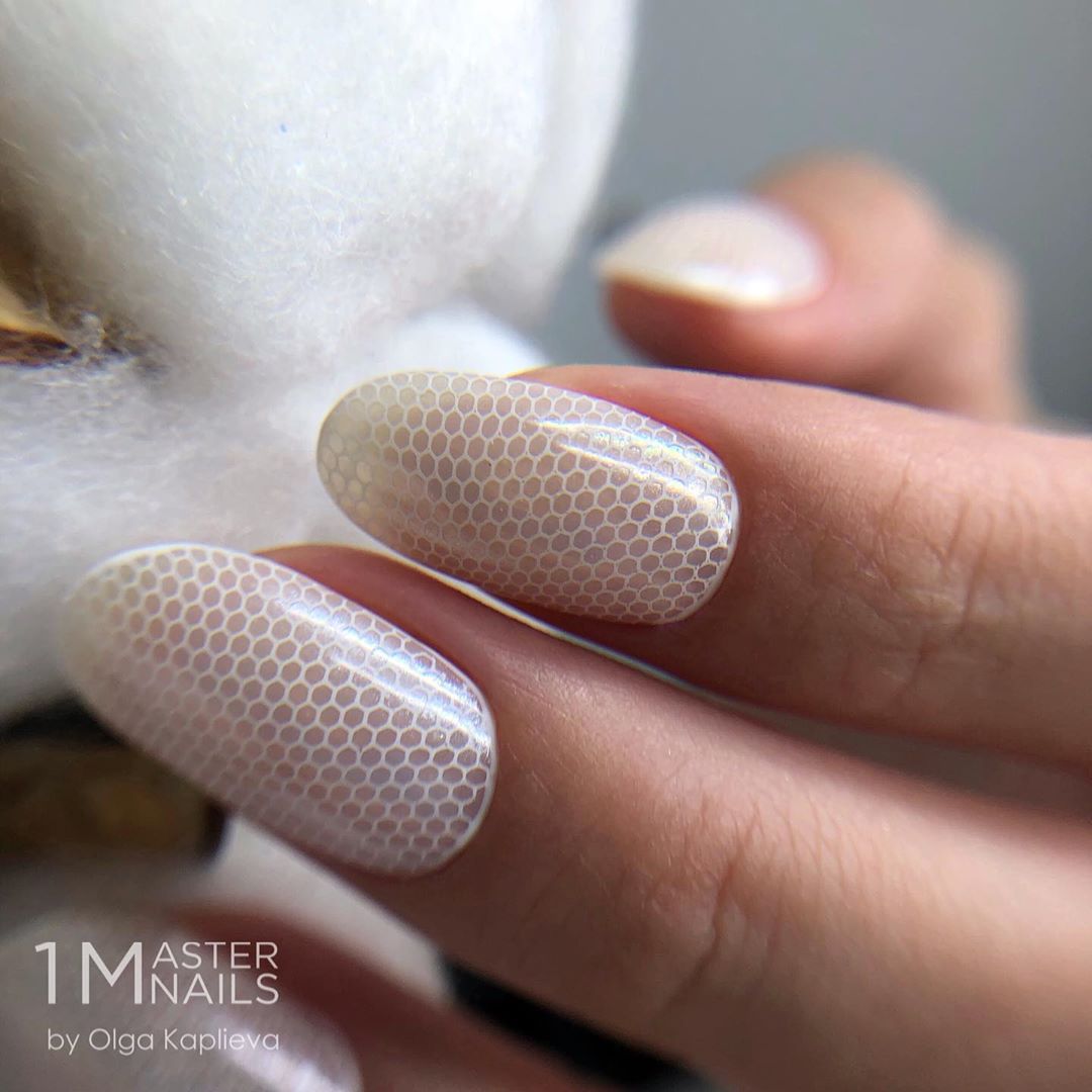Стильный стемпинг маникюр 2026 – новые идеи дизайна