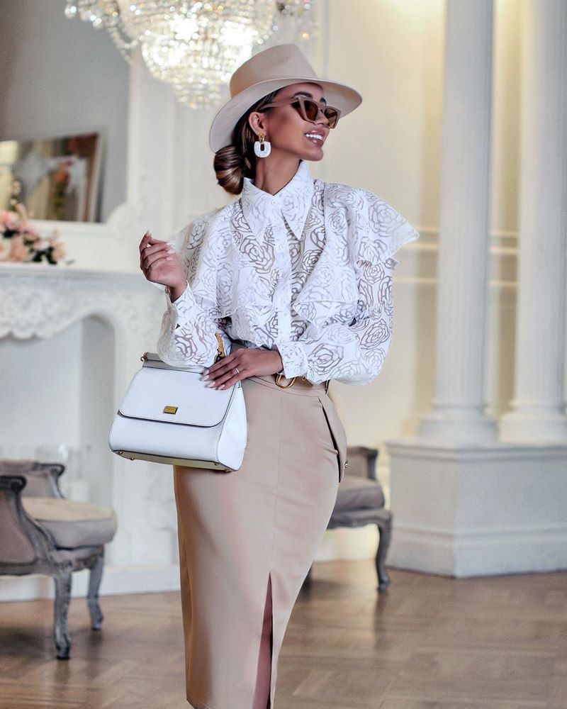 Красивые женские блузки 2026: лучшие образы с блузками — фото