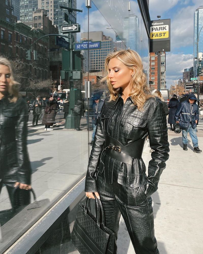 Самые красивые кожаные вещи в сезоне 2026: лучшая 10-ка трендов ждет тебя!