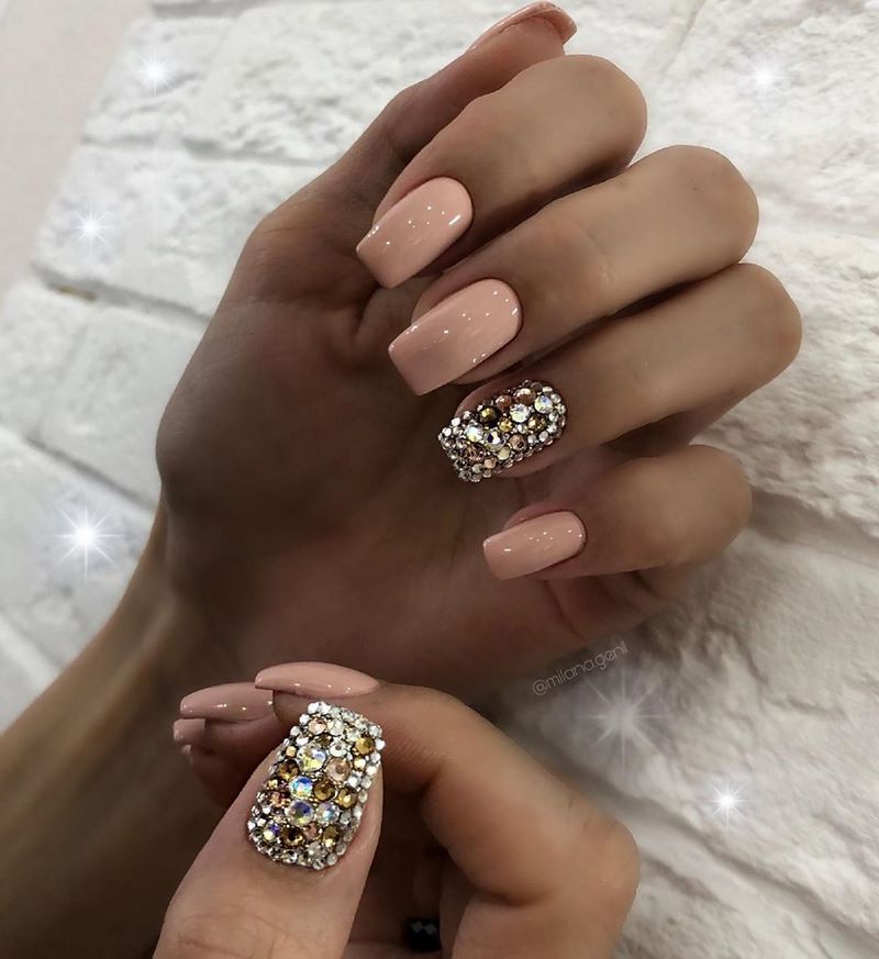 Идеальный выбор: нежный маникюр 2026 в новом дизайне