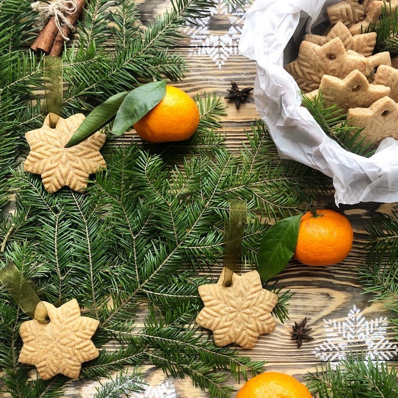 Новогодние игрушки своими руками: оригинальные поделки на Новый 2027 год