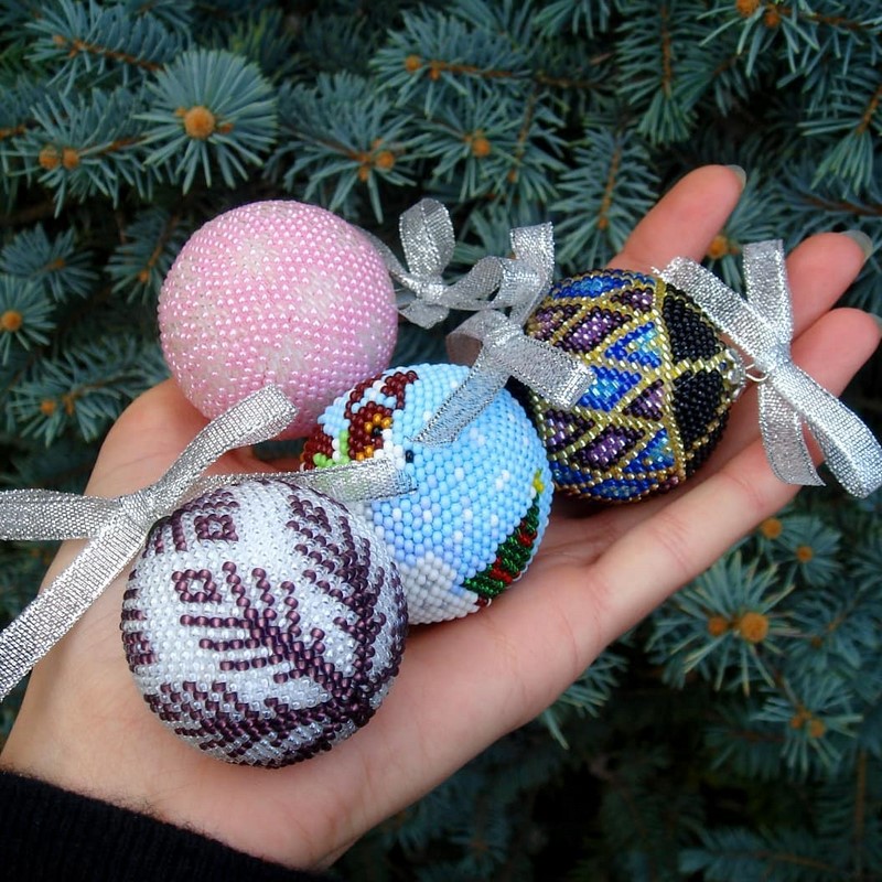 Новогодние игрушки своими руками: оригинальные поделки на Новый 2027 год