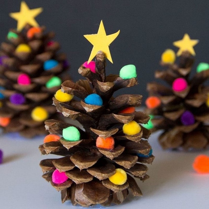 Новогодние игрушки своими руками: оригинальные поделки на Новый 2027 год