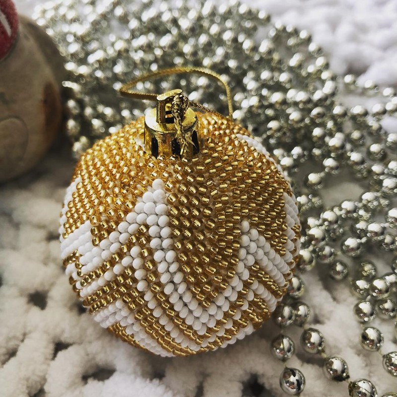 Новогодние игрушки своими руками: оригинальные поделки на Новый 2027 год