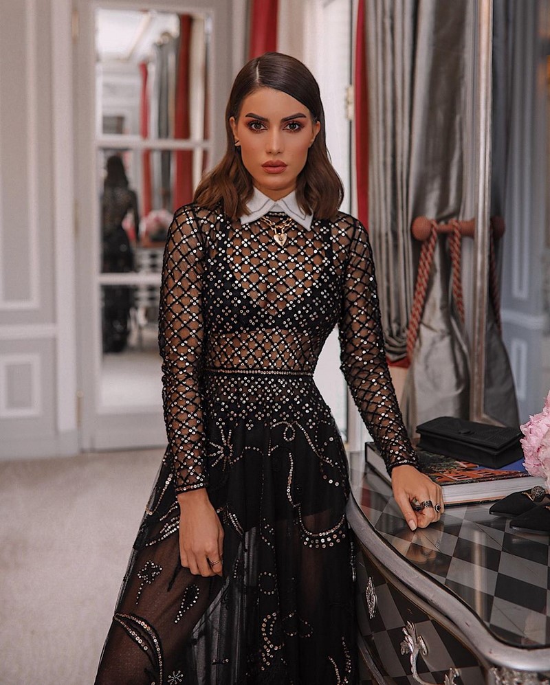 В каком цвете и в чем встречать Новый 2027 год? Фото-идеи новогодних образов