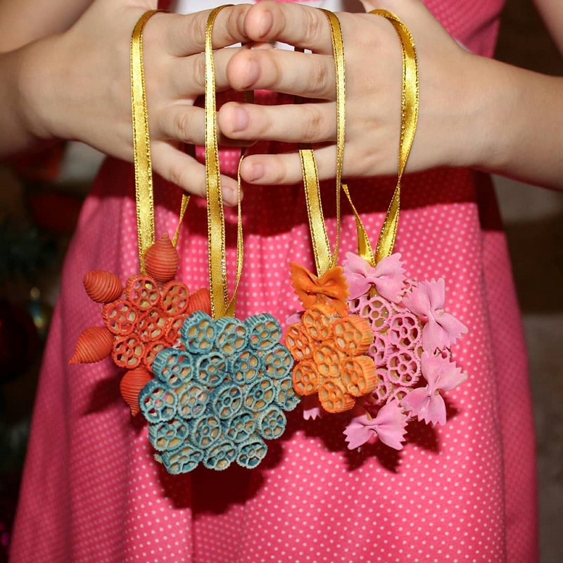 Новогодние игрушки своими руками: оригинальные поделки на Новый 2027 год