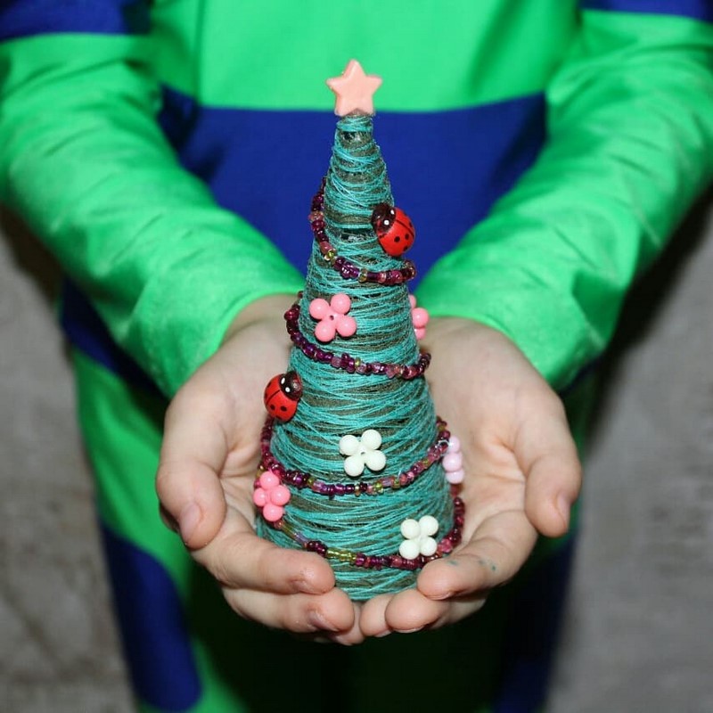 Новогодние игрушки своими руками: оригинальные поделки на Новый 2027 год