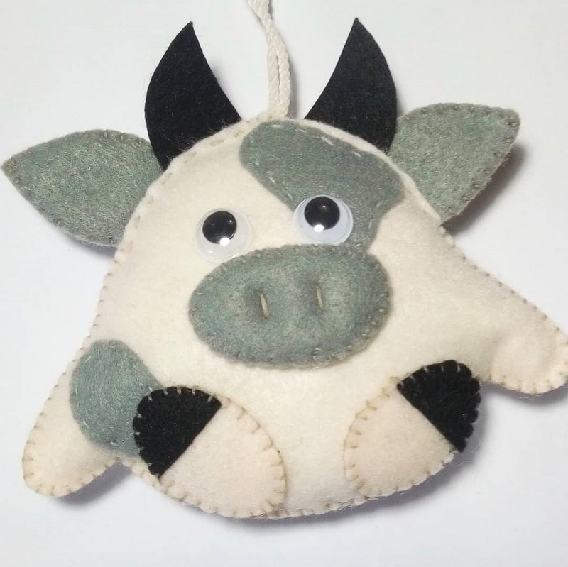 Новогодние игрушки своими руками: оригинальные поделки на Новый 2027 год