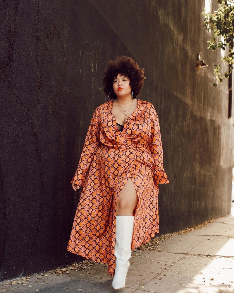 Платья на Новый Год 2027 для полных женщин: подборка модных трендов для главного торжества года