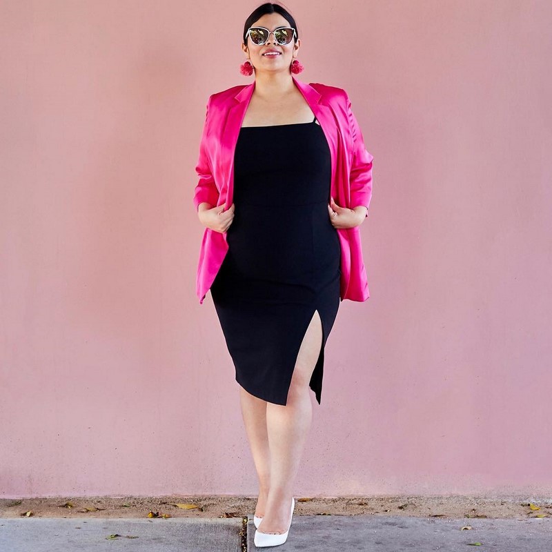 Платья на Новый Год 2027 для полных женщин: подборка модных трендов для главного торжества года