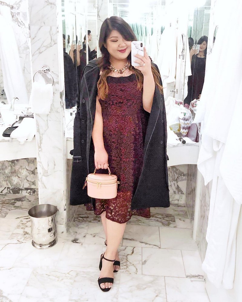 Платья на Новый Год 2027 для полных женщин: подборка модных трендов для главного торжества года