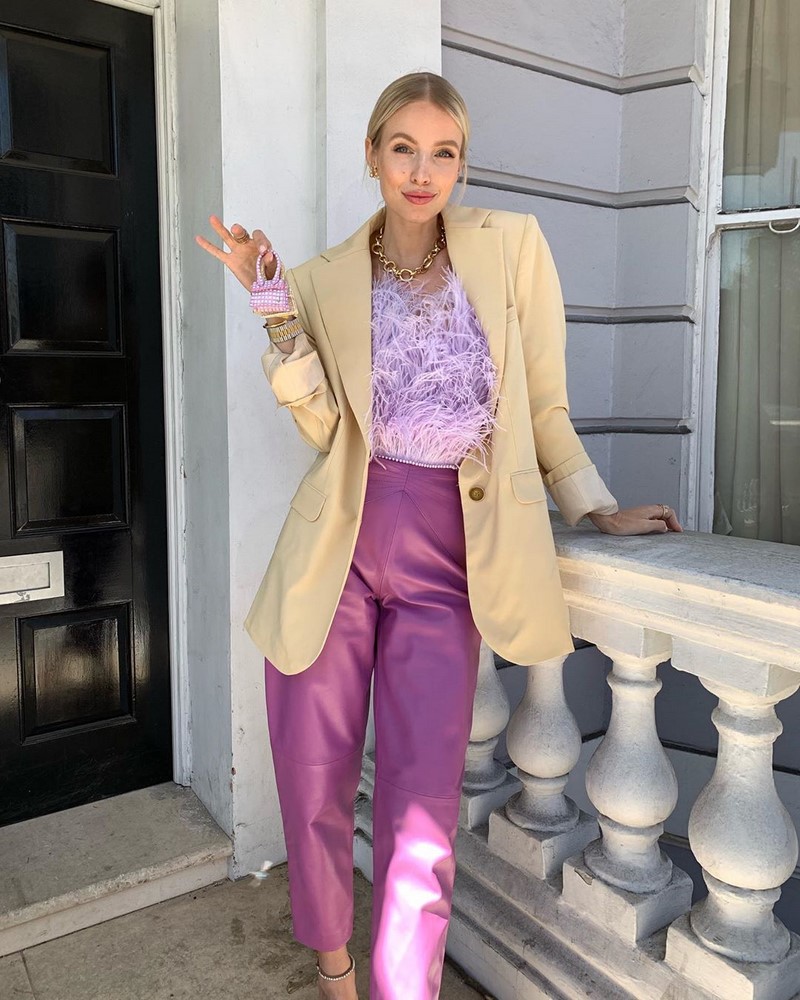 В каком цвете и в чем встречать Новый 2027 год? Фото-идеи новогодних образов