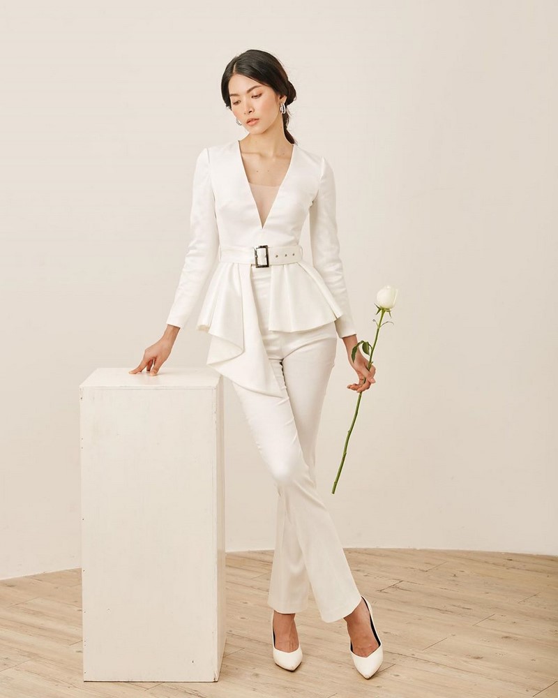 В каком цвете и в чем встречать Новый 2027 год? Фото-идеи новогодних образов