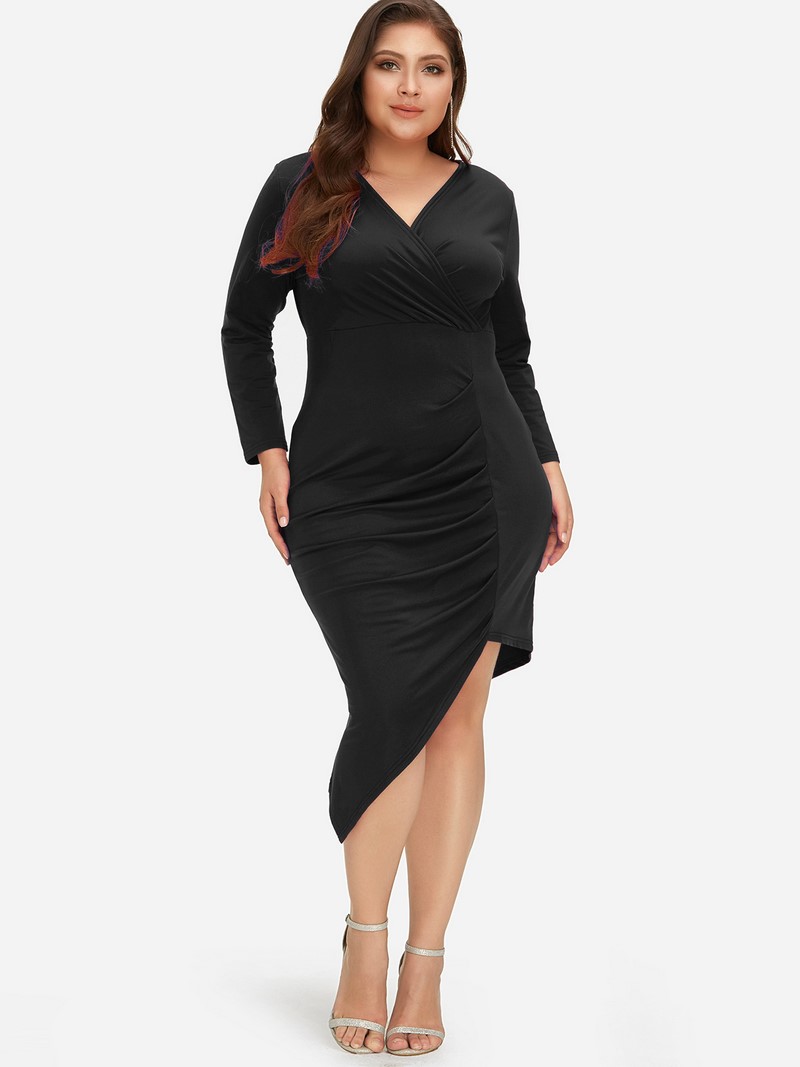 Платья на Новый Год 2027 для полных женщин: подборка модных трендов для главного торжества года