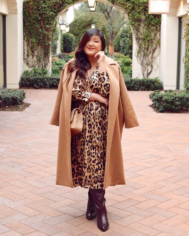 Платья на Новый Год 2027 для полных женщин: подборка модных трендов для главного торжества года