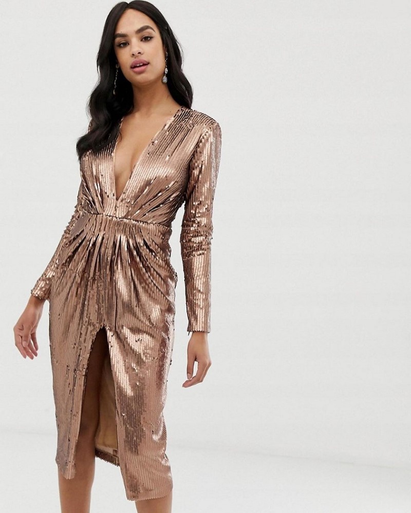 В каком цвете и в чем встречать Новый 2027 год? Фото-идеи новогодних образов