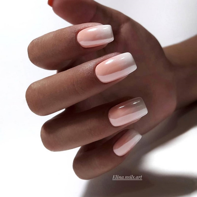 Модный маникюр с втиркой 2026: виды и тренды дизайна