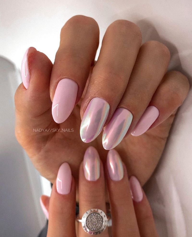 Модный маникюр с втиркой 2026: виды и тренды дизайна