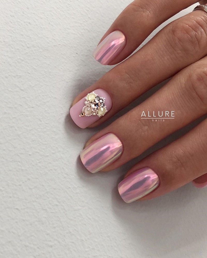 Модный маникюр с втиркой 2026: виды и тренды дизайна