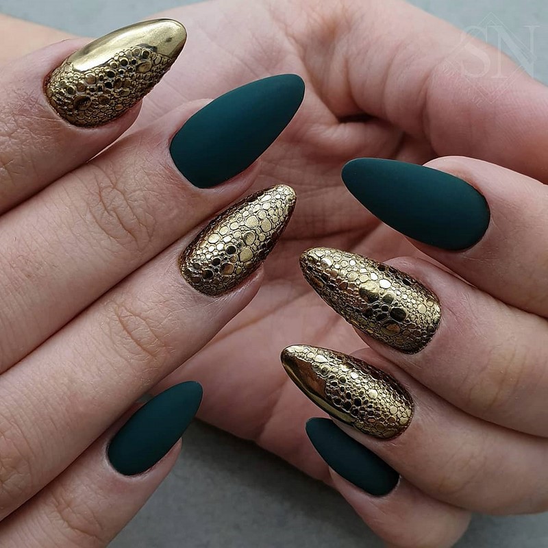 Модный маникюр с втиркой 2026: виды и тренды дизайна