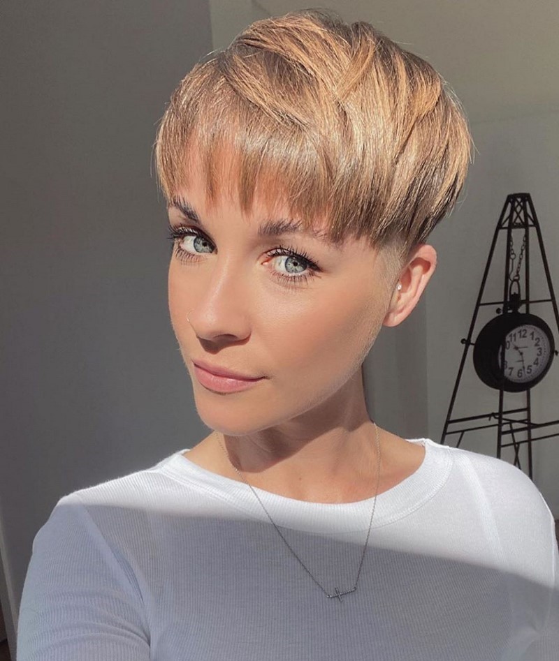 Асимметричные стрижки 2026: модные идеи, тренды и виды укладок на разную длину волос