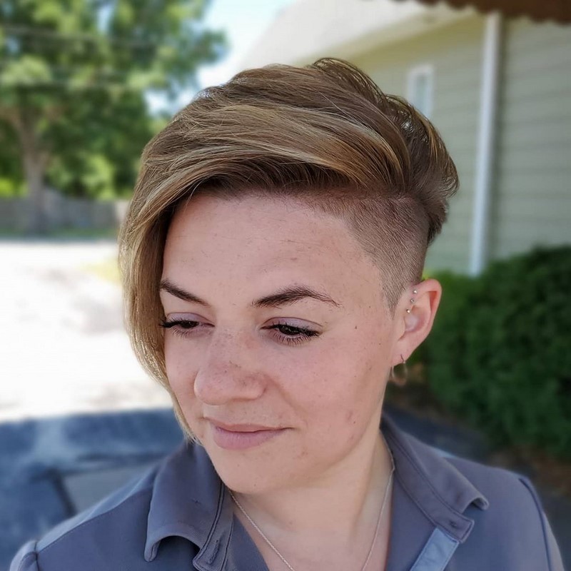 Асимметричные стрижки 2026: модные идеи, тренды и виды укладок на разную длину волос