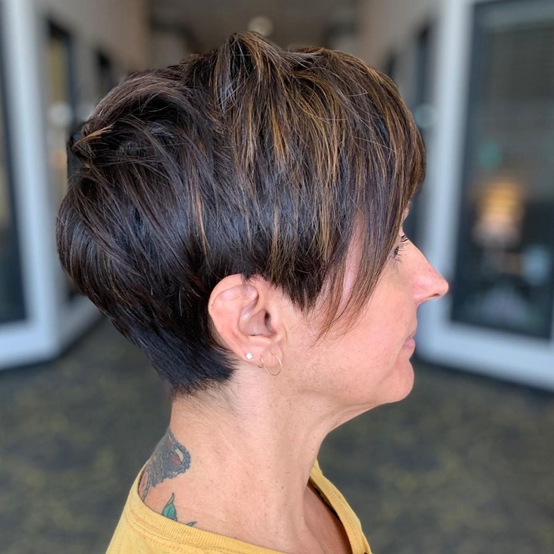 Асимметричные стрижки 2026: модные идеи, тренды и виды укладок на разную длину волос