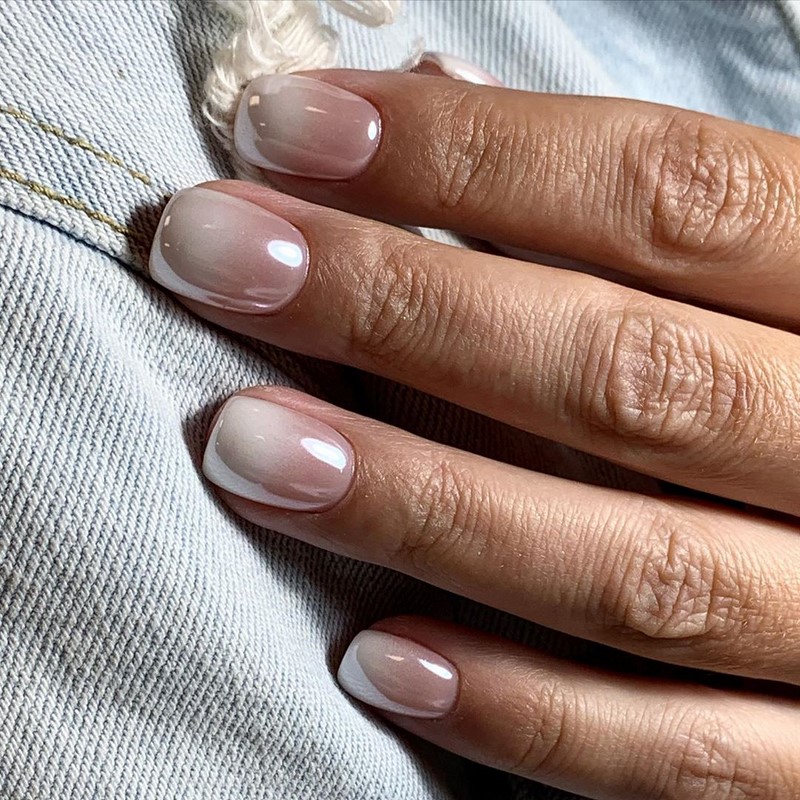 Модный маникюр с втиркой 2026: виды и тренды дизайна