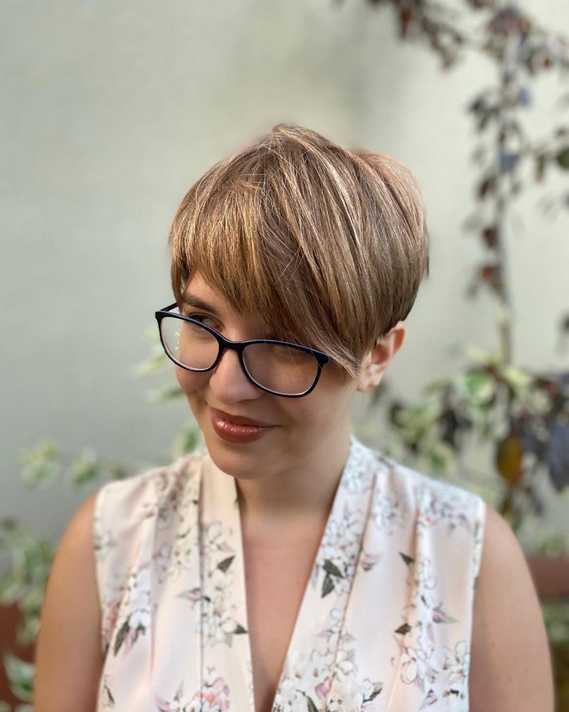 Короткие стрижки 2026: тренды женских стрижек на короткие волосы с фото