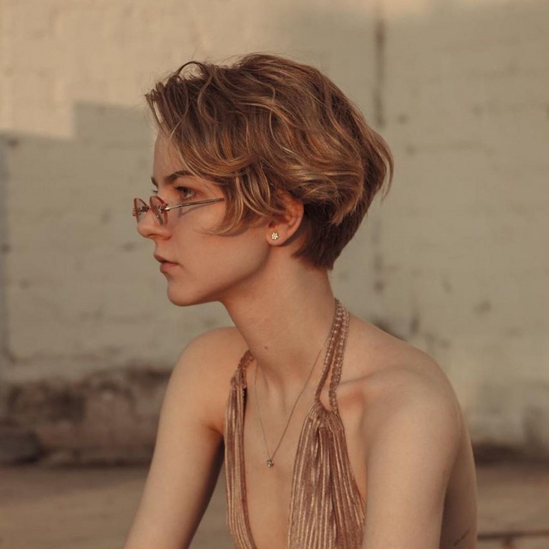 Короткие стрижки 2026: тренды женских стрижек на короткие волосы с фото