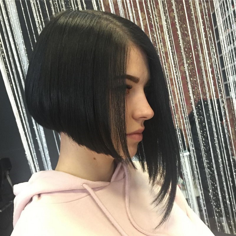 Асимметричные стрижки 2026: модные идеи, тренды и виды укладок на разную длину волос