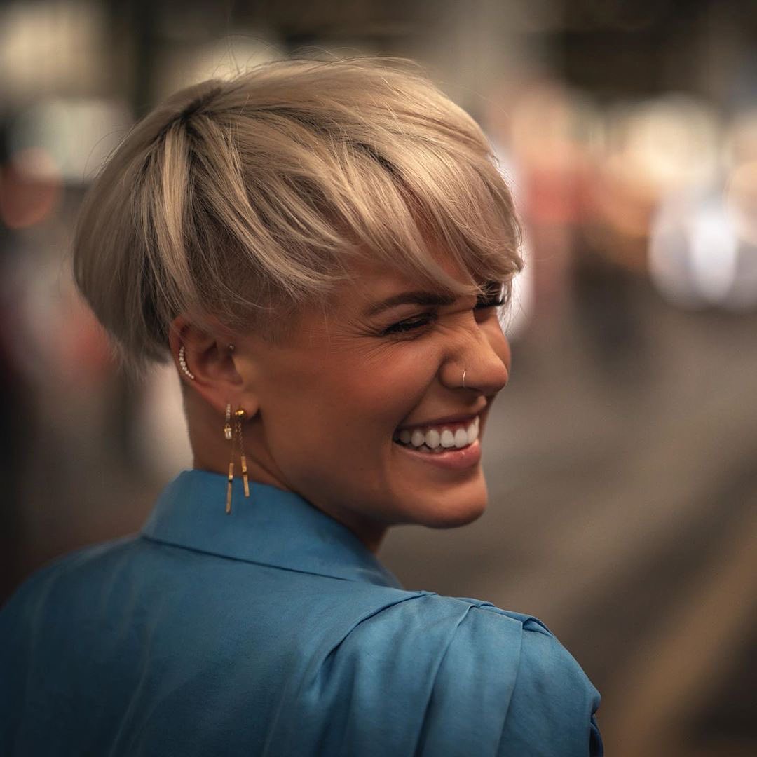 Короткие стрижки 2026: тренды женских стрижек на короткие волосы с фото