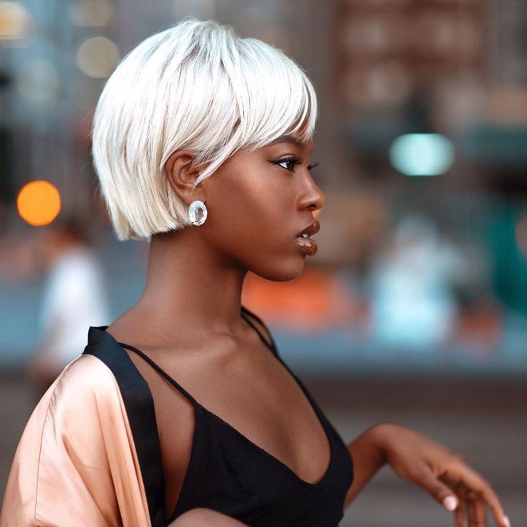 Короткие стрижки 2026: тренды женских стрижек на короткие волосы с фото