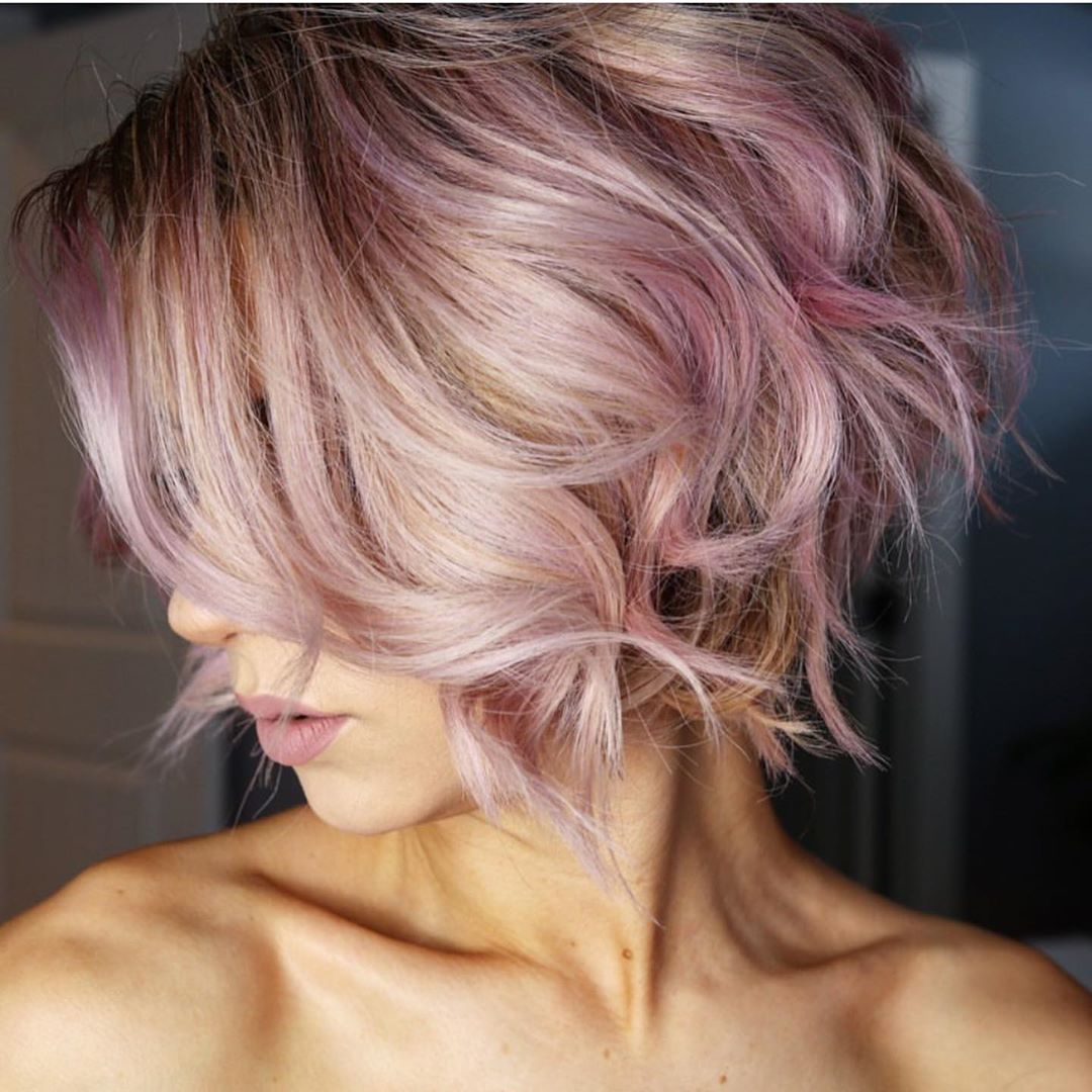 Короткие стрижки 2026: тренды женских стрижек на короткие волосы с фото