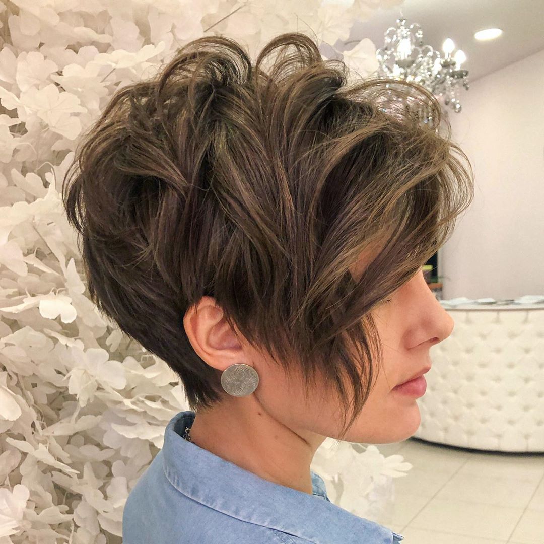 Короткие стрижки 2026: тренды женских стрижек на короткие волосы с фото