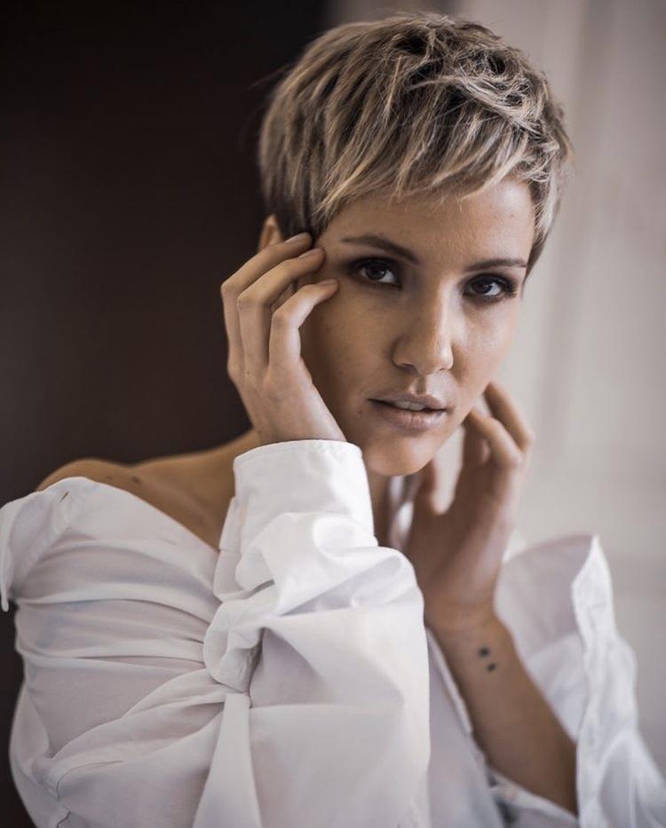 Короткие стрижки 2026: тренды женских стрижек на короткие волосы с фото