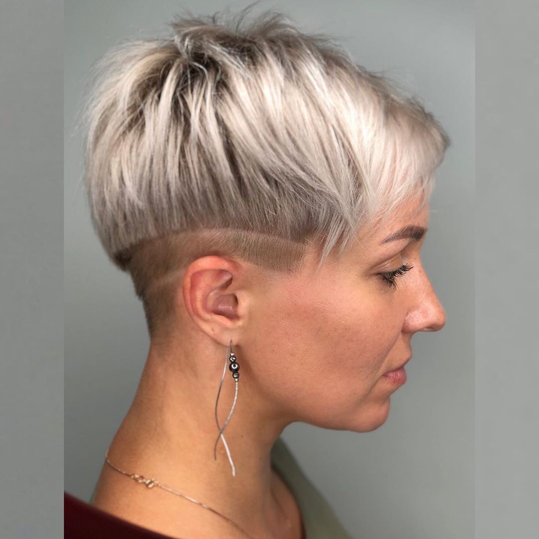 Короткие стрижки 2026: тренды женских стрижек на короткие волосы с фото