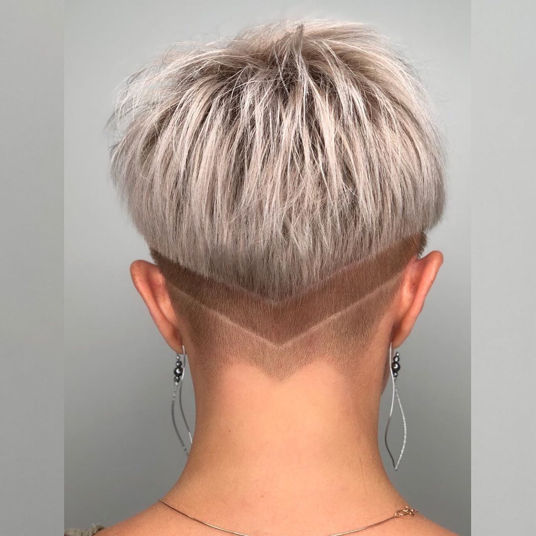 Короткие стрижки 2026: тренды женских стрижек на короткие волосы с фото