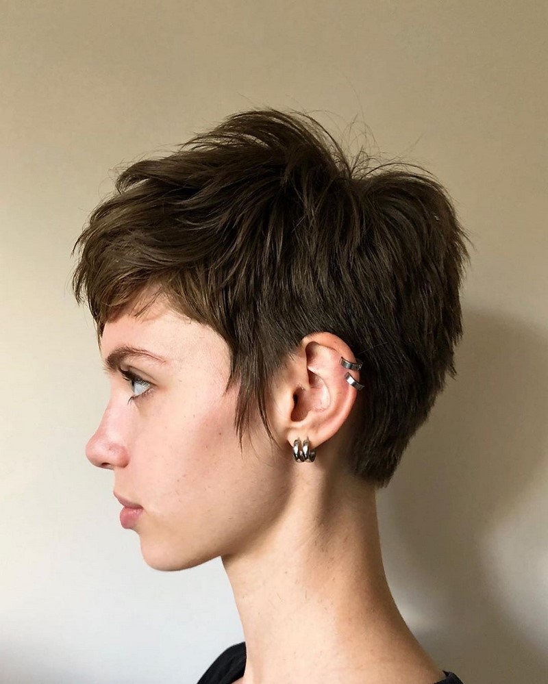 Короткие стрижки 2026: тренды женских стрижек на короткие волосы с фото