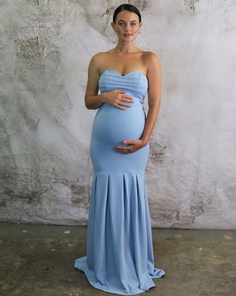 Платья для беременных 2026: актуальные фасоны, тенденции и новинки с фото