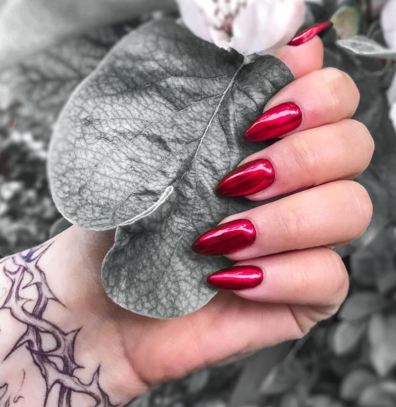 Модный маникюр с втиркой 2026: виды и тренды дизайна