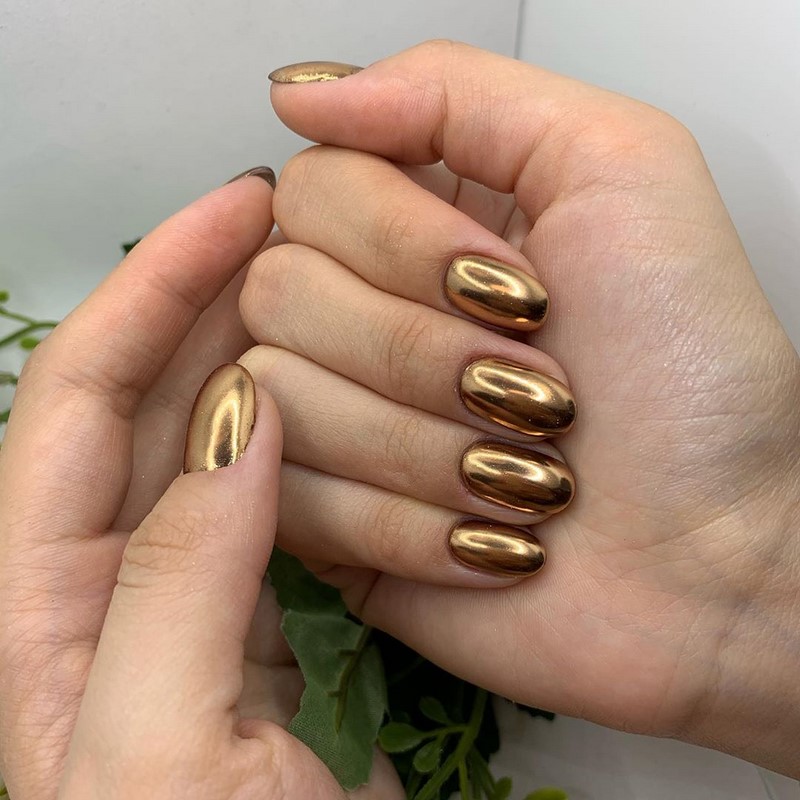 Модный маникюр с втиркой 2026: виды и тренды дизайна