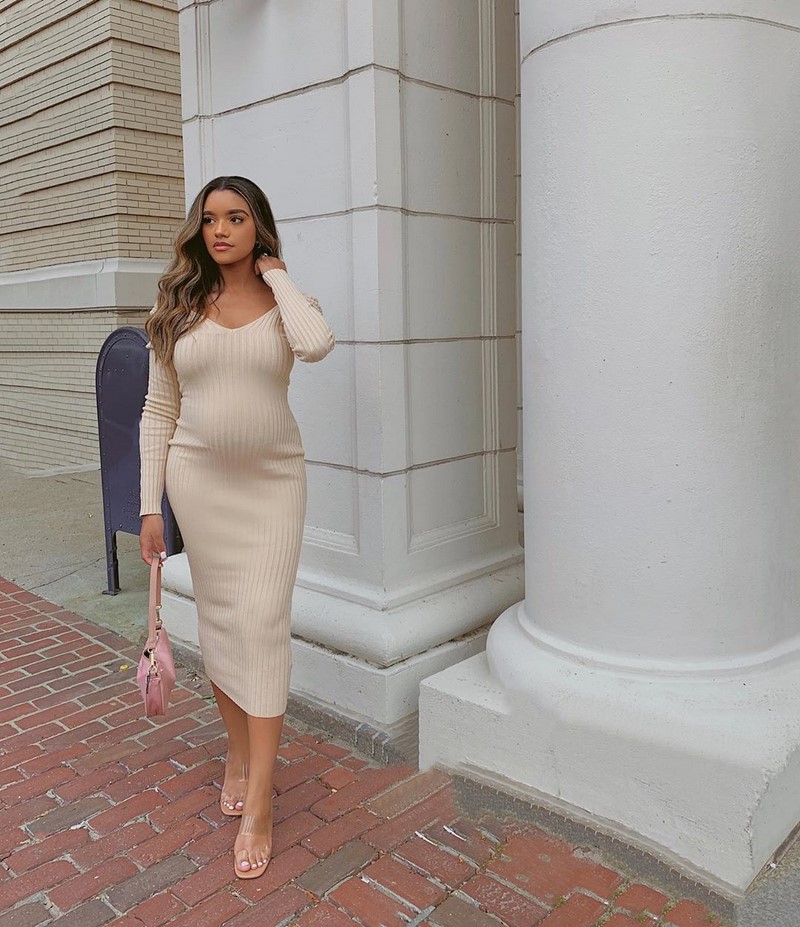 Платья для беременных 2026: актуальные фасоны, тенденции и новинки с фото