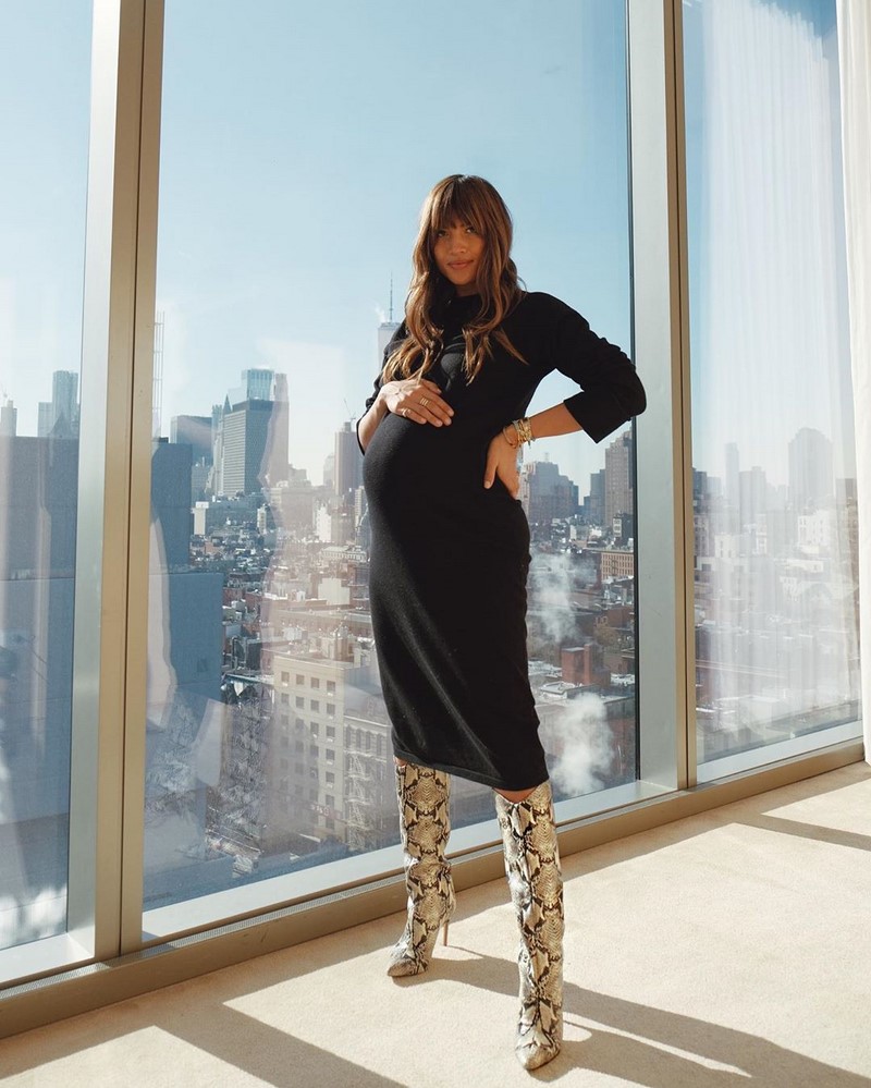 Платья для беременных 2026: актуальные фасоны, тенденции и новинки с фото