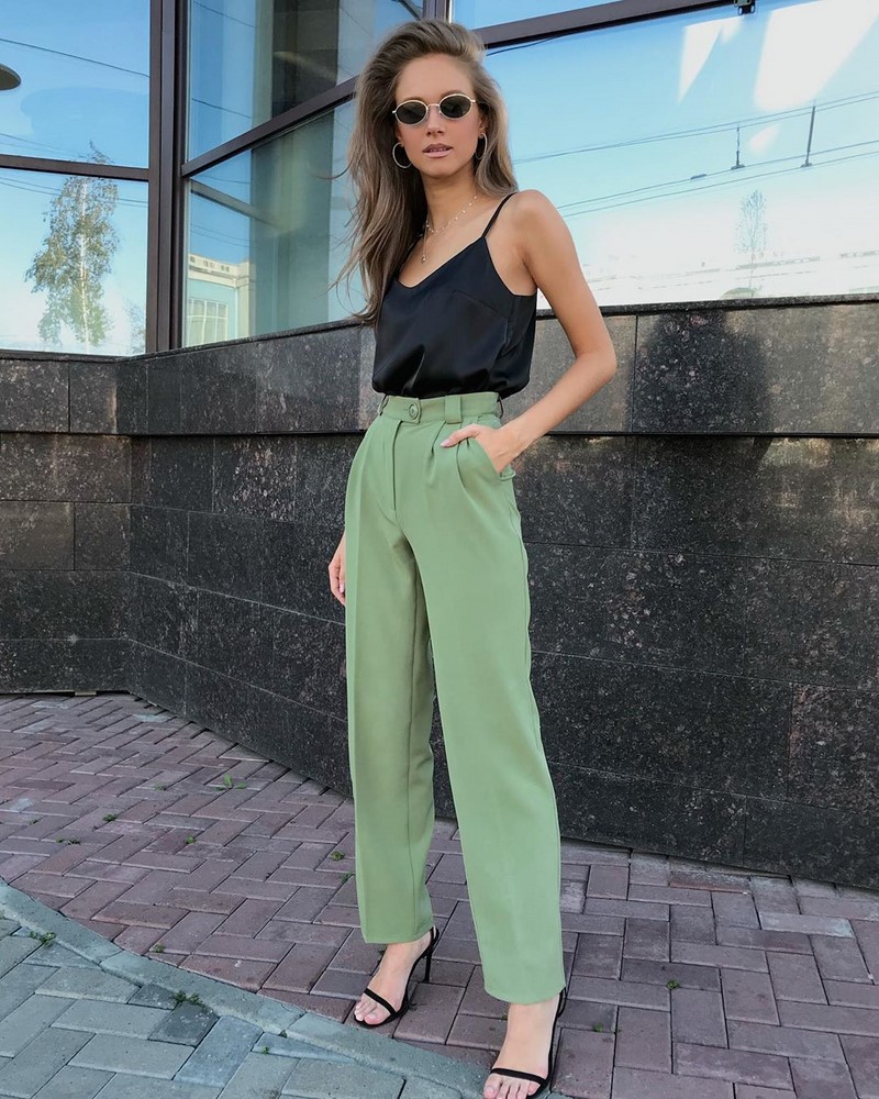 Бельевой стиль 2026: с чем носить одежду в бельевом стиле — фото