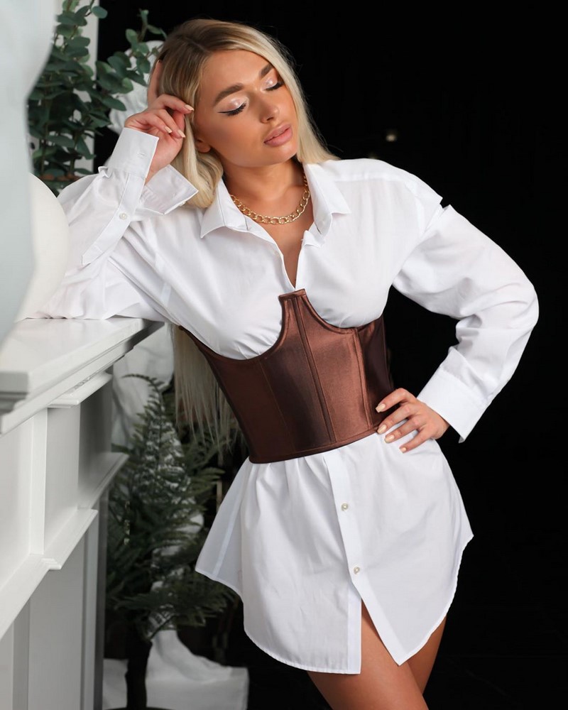 Бельевой стиль 2026: с чем носить одежду в бельевом стиле — фото