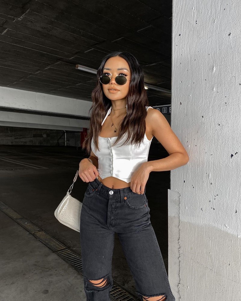 Бельевой стиль 2026: с чем носить одежду в бельевом стиле — фото