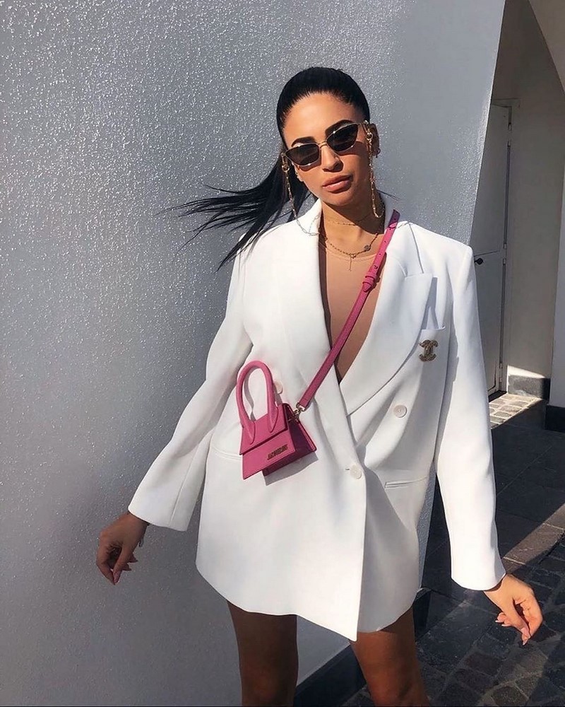 Платье-пиджак 2026: трендовые новинки в стильных образах на фото