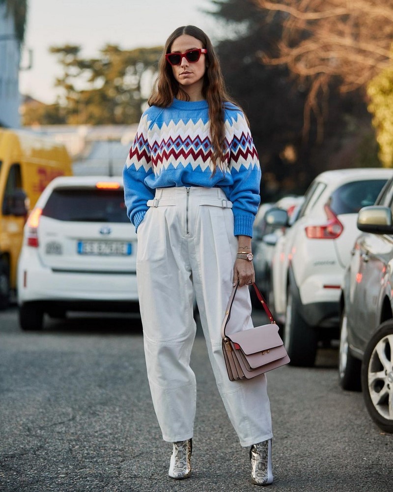 Широкие брюки 2026: топовые новинки в ослепительных образах на фото