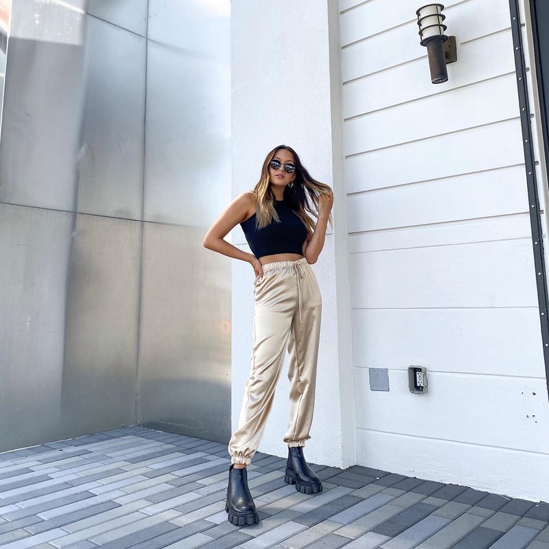 Модные джоггеры 2026: как и с чем носить трендовые брюки?